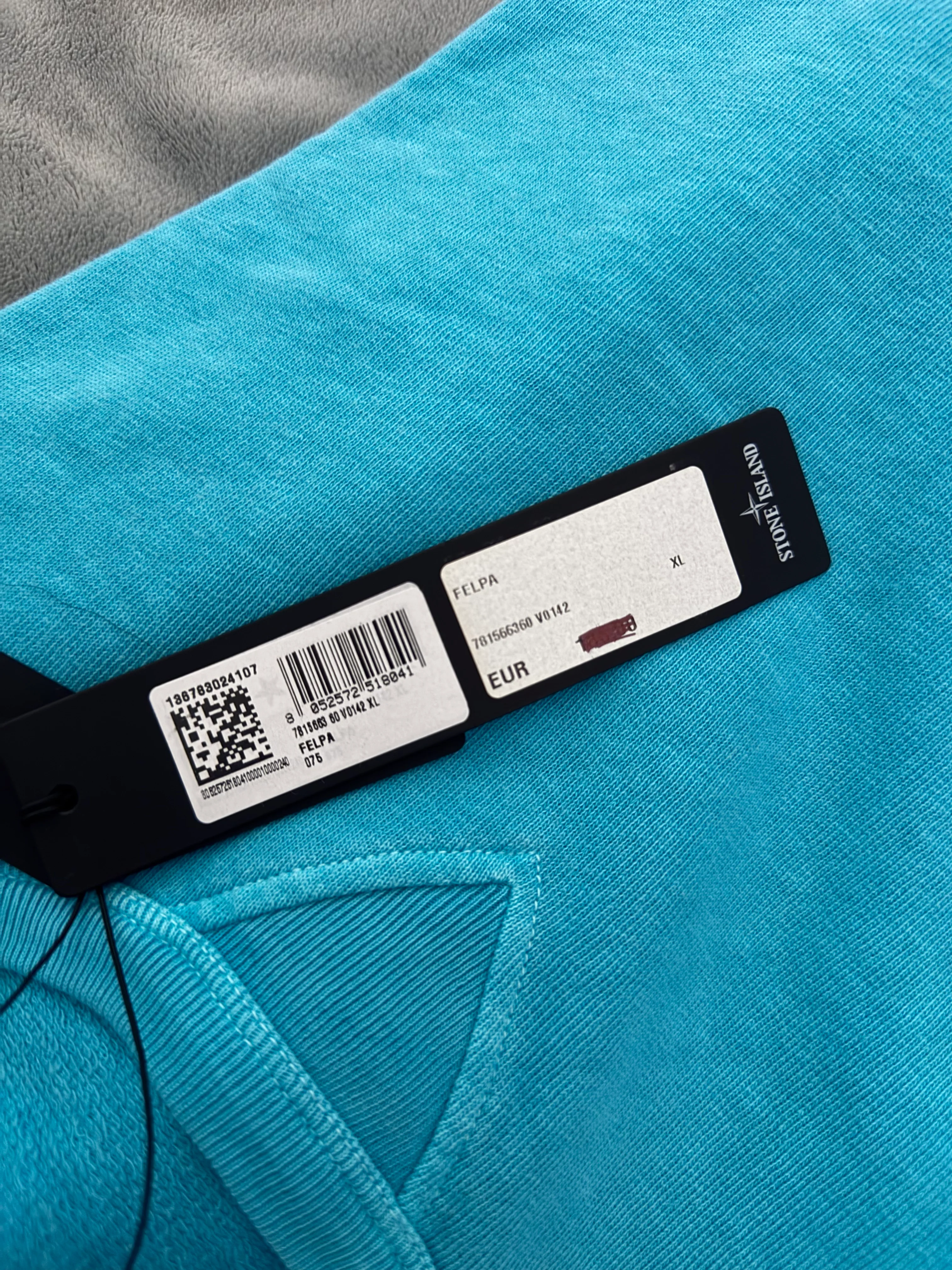 Stone Island 2023 Light Blue Crewneck - XL - Image 3