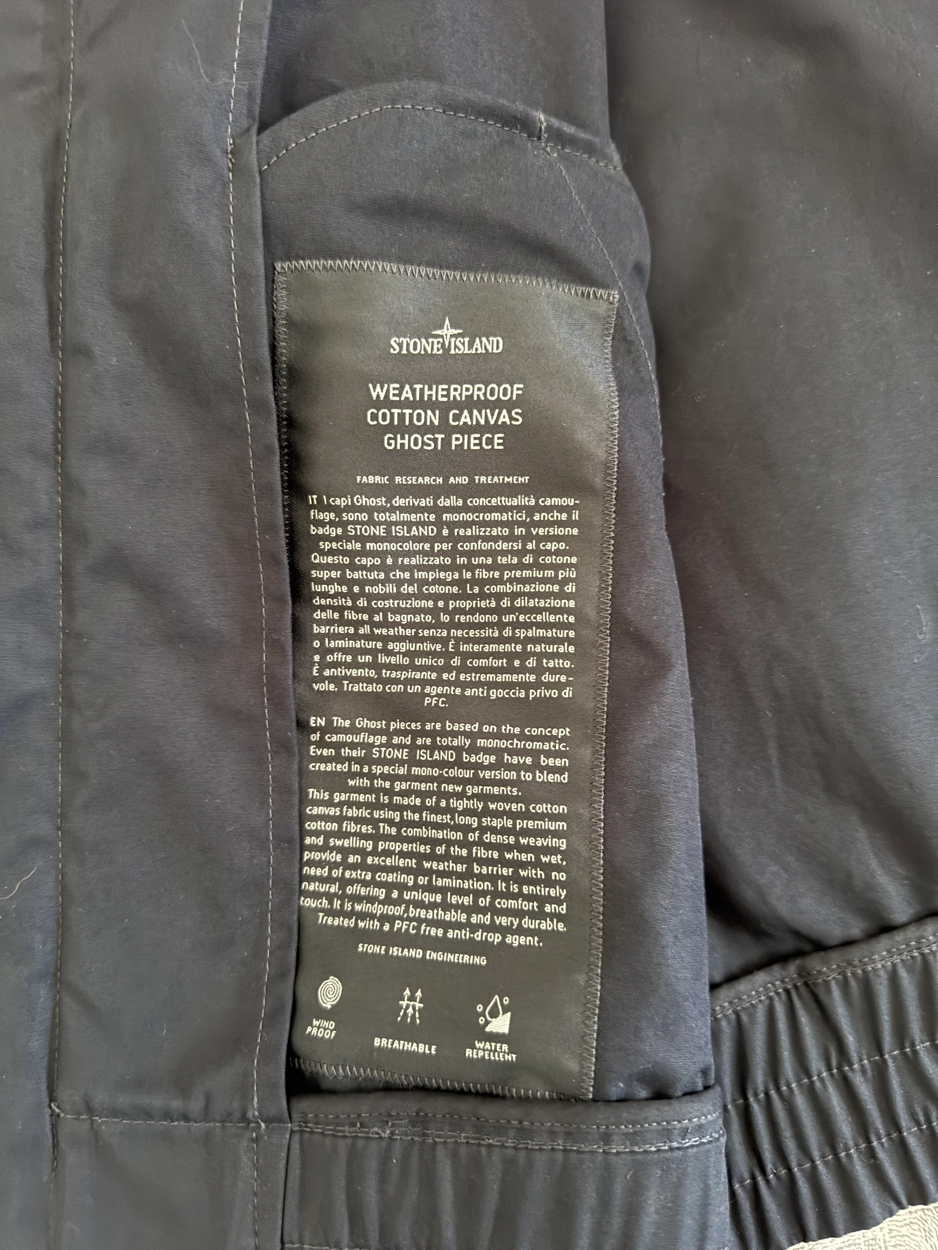 Stone Island 'Weatherproof Cotton Canvas Ghost Piece' Jacket - Small - Image 4