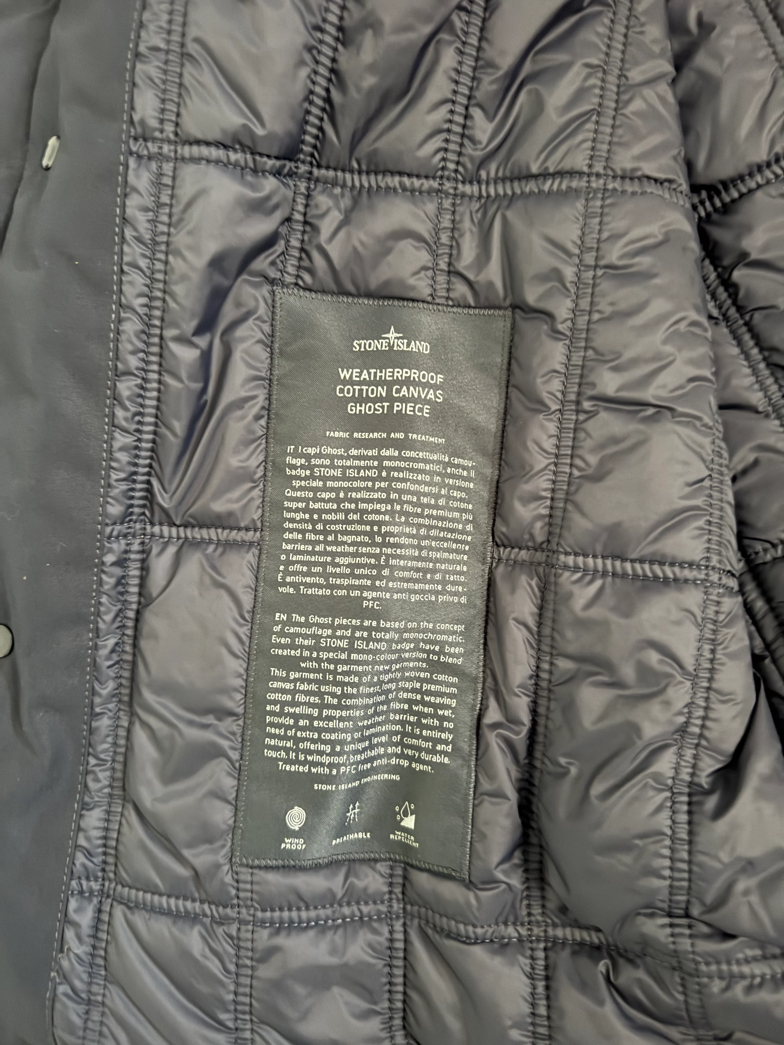 Stone Island 'Weatherproof Cotton Canvas Ghost Piece Primaloft Insulation' Navy Jacket - Small - Image 4