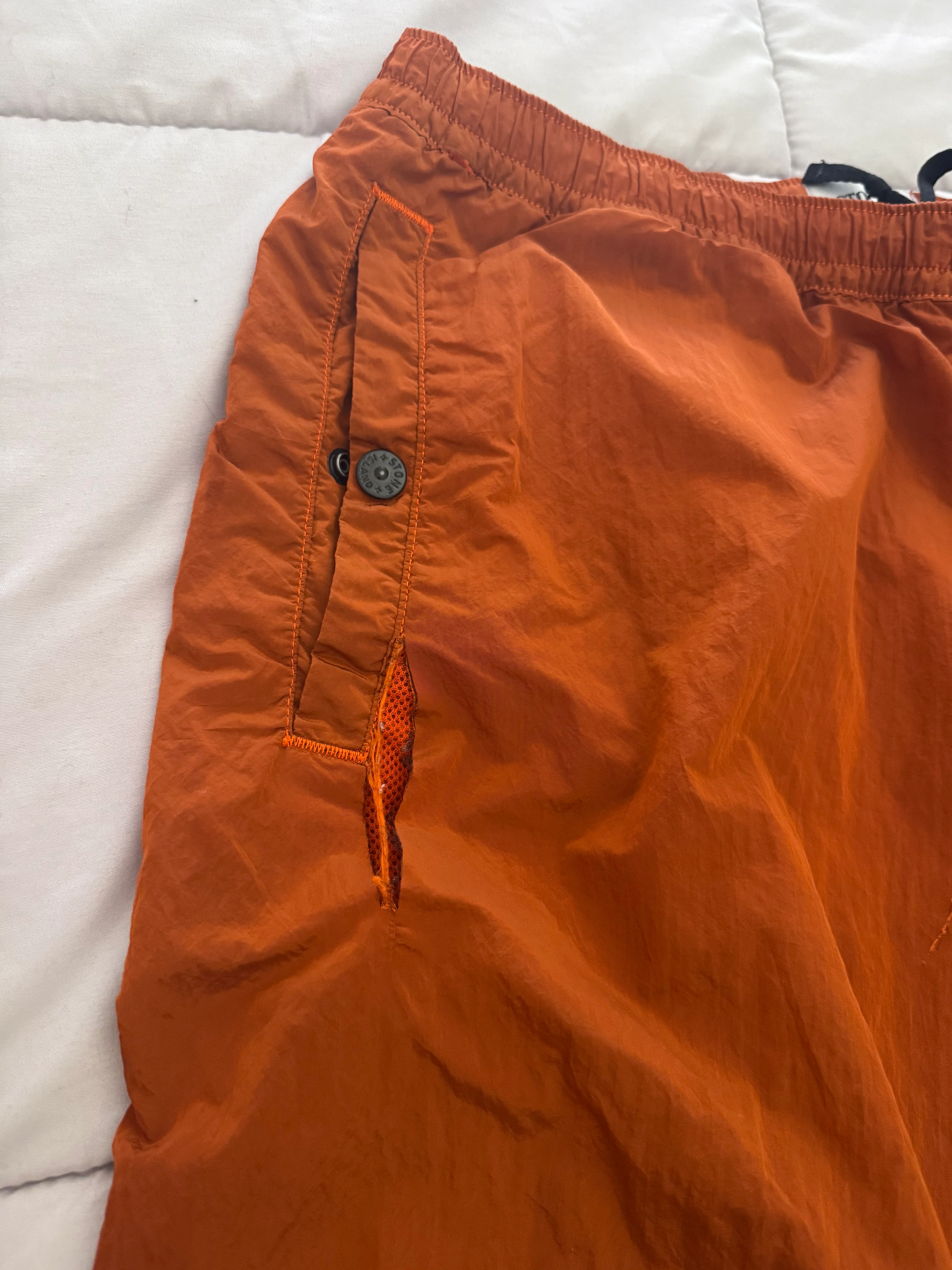 Stone Island x Supreme 'Nylon Metal' Trousers - Medium - Image 3